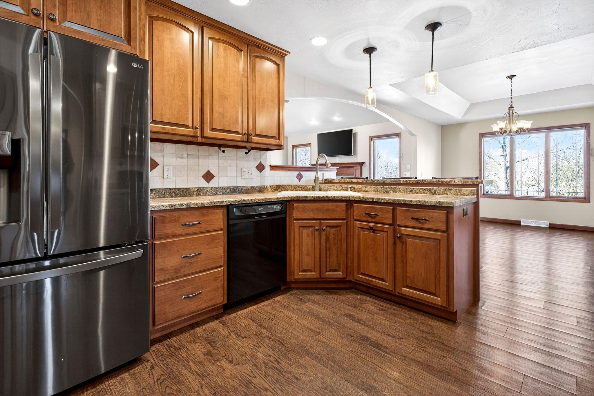 1519 Remington Road Neenah, WI 54956 - Photo 11 of 47