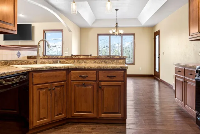 $539,900 | 1519 Remington Road, Neenah, WI 54956