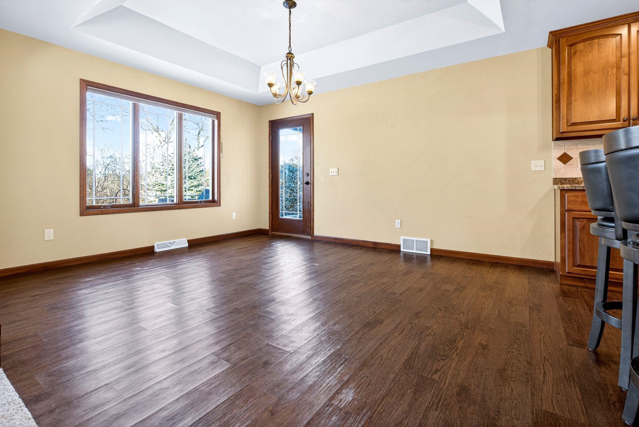 1519 Remington Road Neenah, WI 54956 - Photo 9 of 47