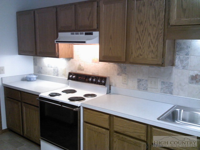 277 Meadow Ridge Road Boone, NC 28607 - Photo 9 of 27 Gallery Image 9