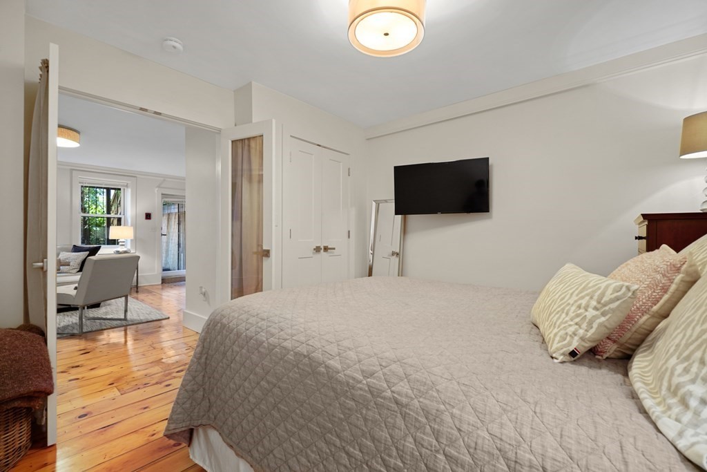 47 Rutland Street, Unit 1 Boston, MA 02118 - Photo 7 of 21 Gallery Image 7