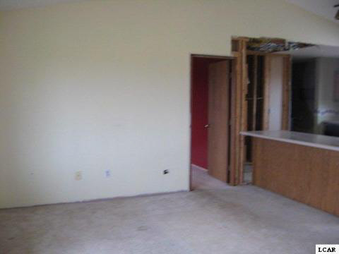 3872 Clinton Macon Road Clinton, MI 49236 - Photo 4 of 11 20007345-3.JPG