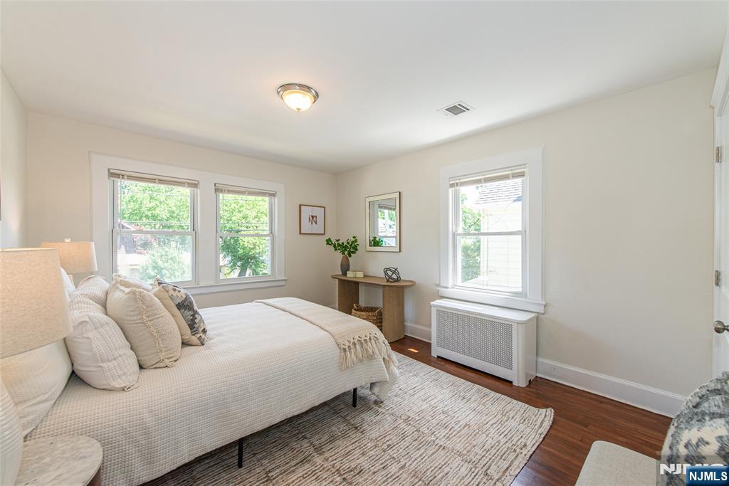 35 Howe Avenue Montclair, NJ 07042 - Photo 34 of 49