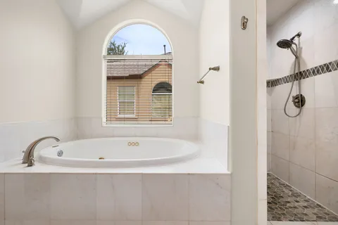 $400,000 | 5733 Kansas Street, Houston, TX 77007