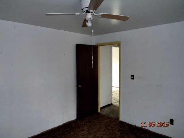 292 West Cermak Road Braidwood, IL 60408 - Photo 10 of 25 a view of hallway with closet