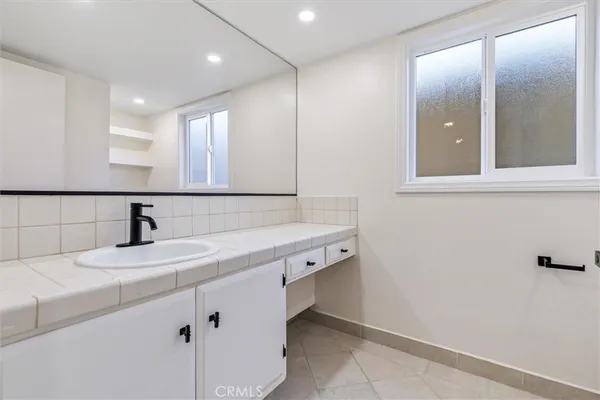 $6,500 | 4533 Ironwood Avenue, Seal Beach, CA 90740