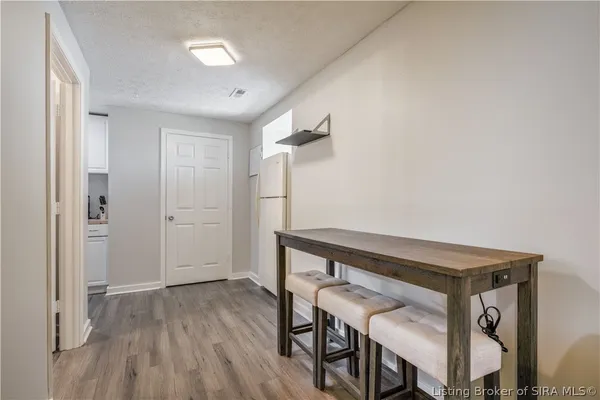 $674,900 | 801 East 10th Street, Jeffersonville, IN 47130