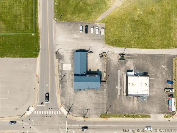 $674,900 | 801 East 10th Street, Jeffersonville, IN 47130