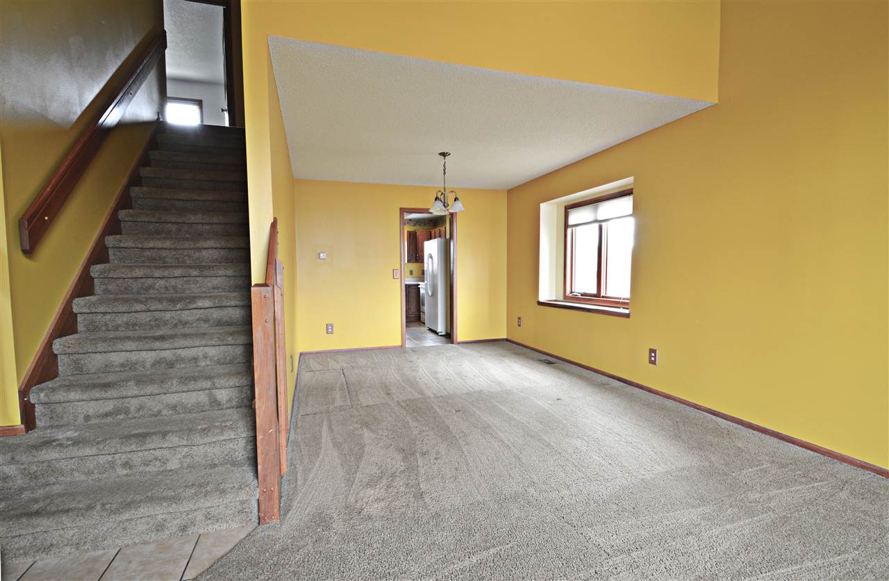 2209 Sweet Cider Road Fort Wayne, IN 46818 - Photo 3 of 21