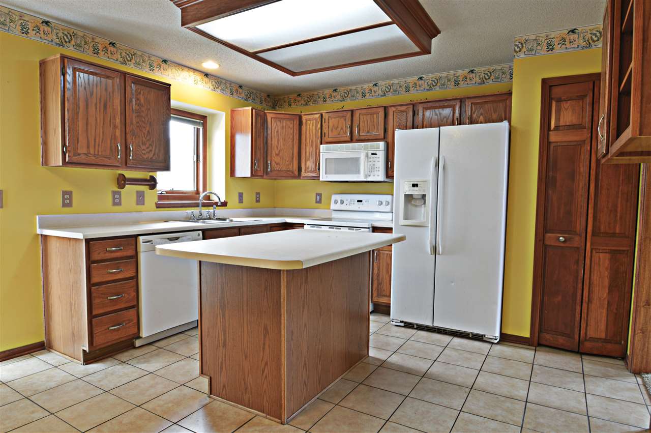 2209 Sweet Cider Road Fort Wayne, IN 46818 - Photo 6 of 21