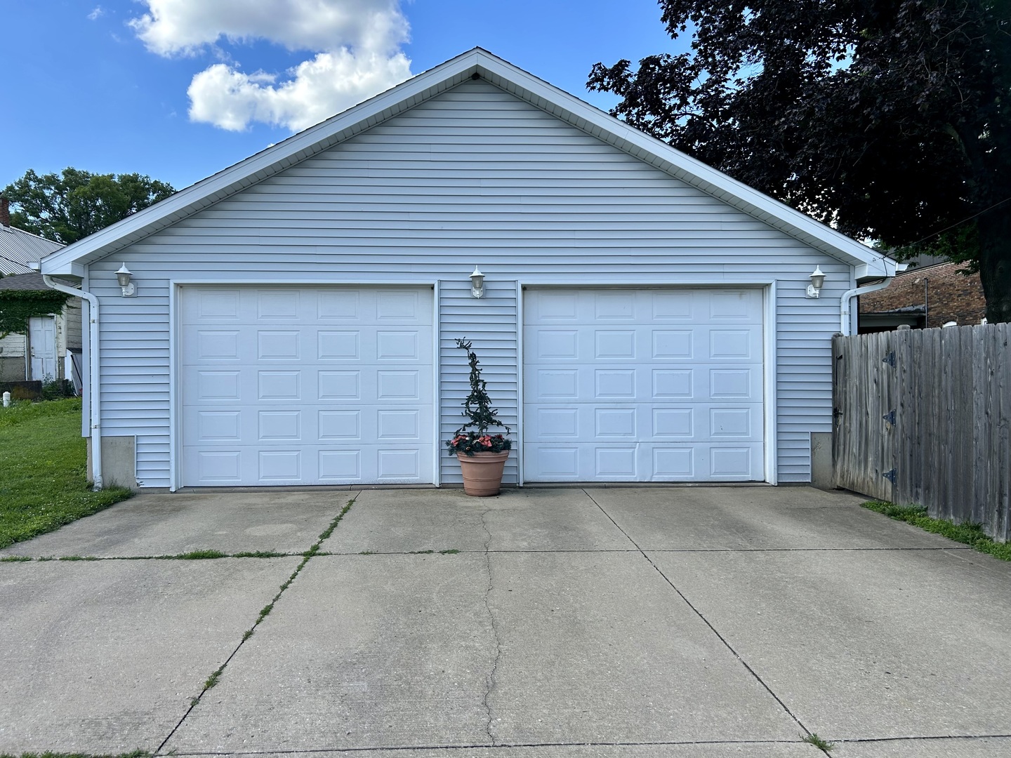 123 East Erie Street Spring Valley, IL 61362 - Photo 2 of 20