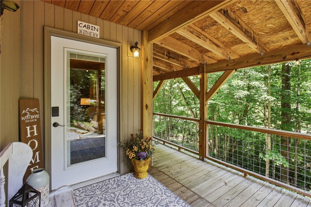 4180 3 Top Road Todd, NC 28684 - Photo 4 of 47