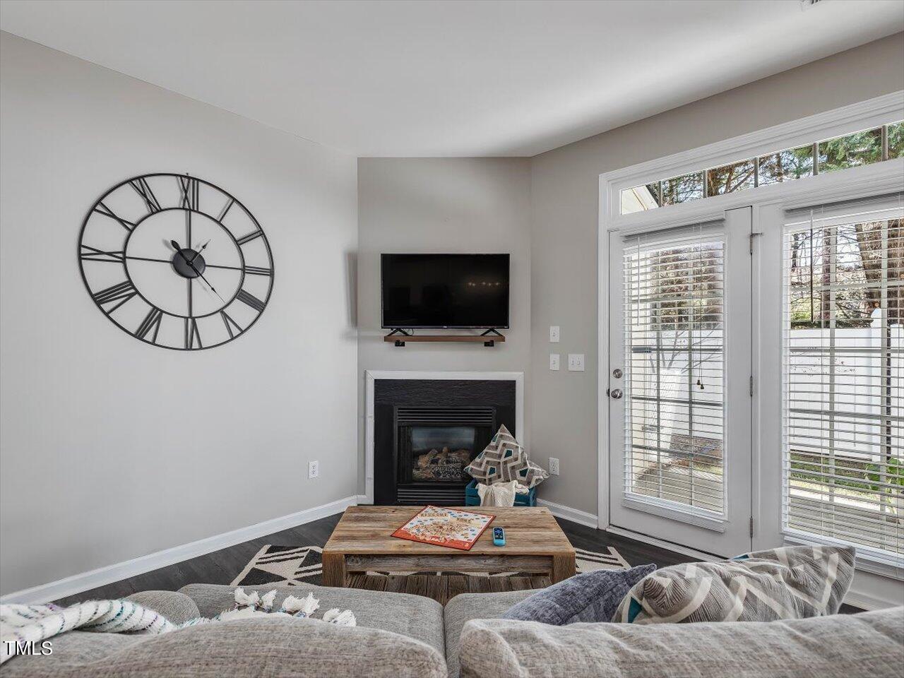 8329 Martello Lane Raleigh, NC 27613 - Photo 11 of 54 11-Living Room