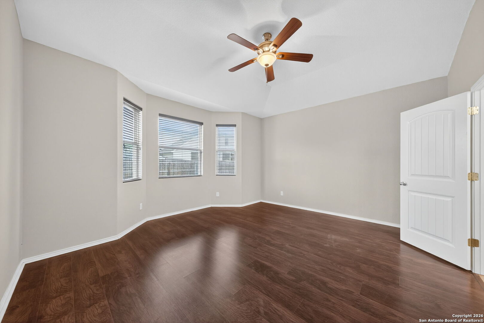 10405 Macarthur Way Converse, TX 78109 - Photo 17 of 33