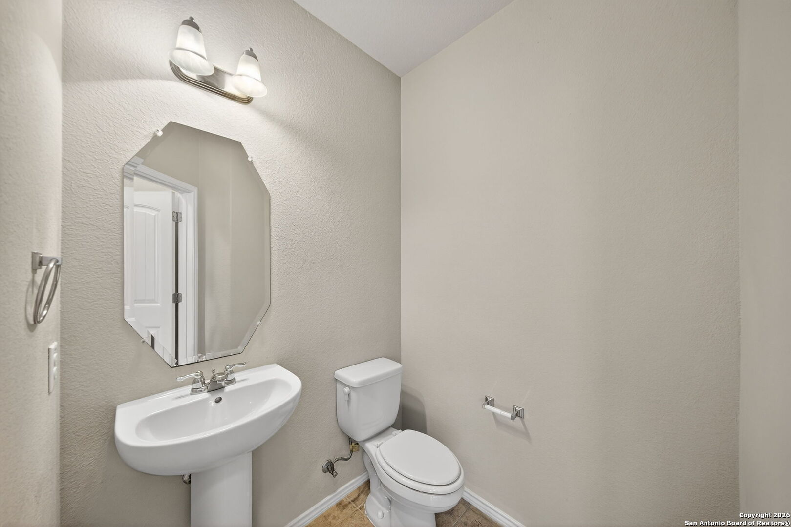 10405 Macarthur Way Converse, TX 78109 - Photo 21 of 33