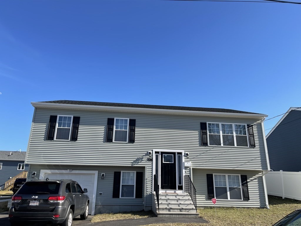 376 Manchester Street Fall River, MA 02721 - Photo 2 of 25