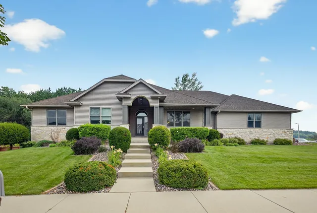 $639,900 | 5274 Southwood Drive Southwest, Rochester, MN 55902