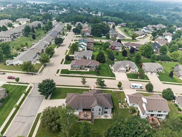 $639,900 | 5274 Southwood Drive Southwest, Rochester, MN 55902