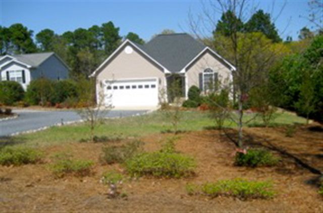 109 Roundtree Road West End, NC 27376 - Photo 1 of 9 Primary Photo