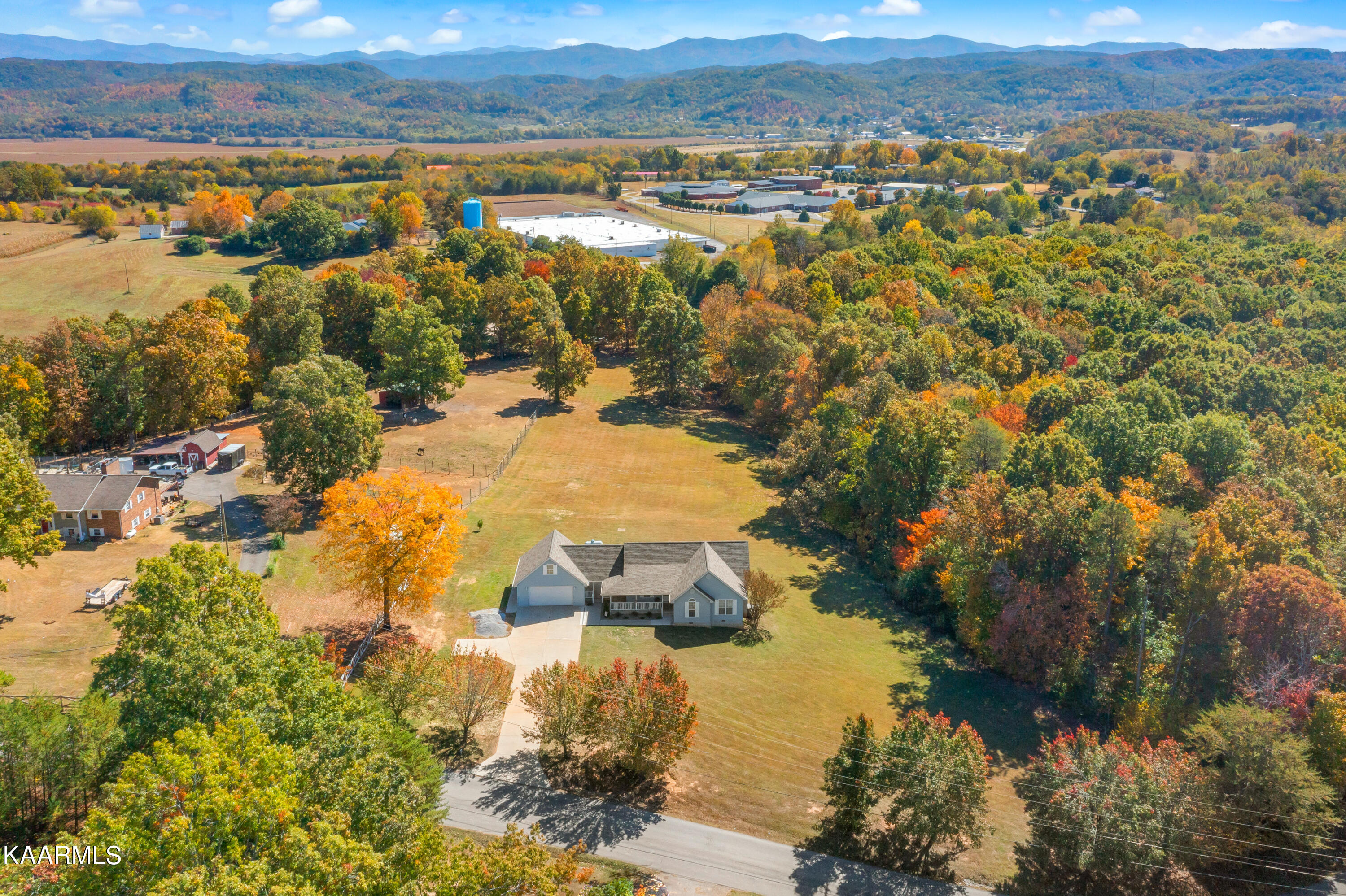 210 Curtis Road Tellico Plains, TN 37385 - Photo 48 of 57 210 Curtis Road-47
