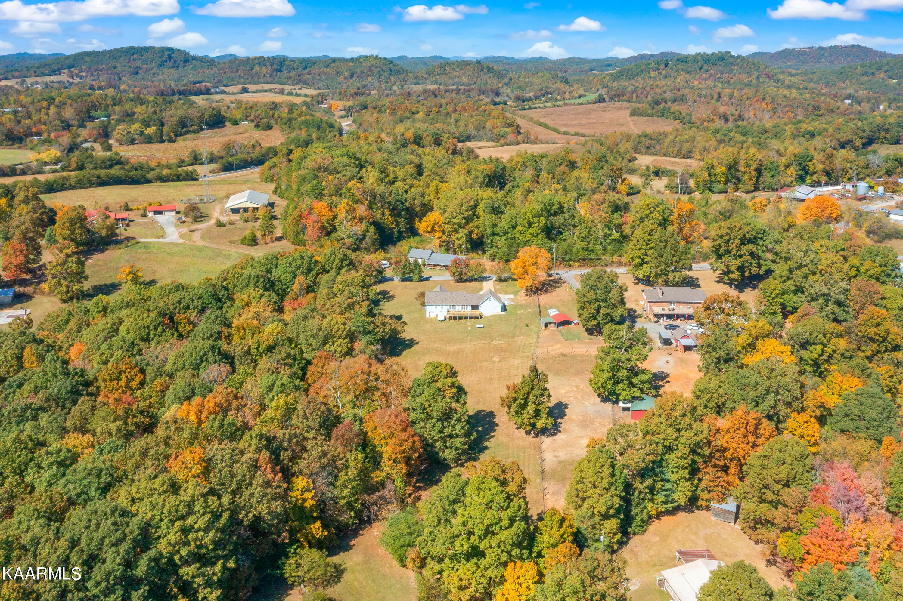 210 Curtis Road Tellico Plains, TN 37385 - Photo 52 of 57 210 Curtis Road-51
