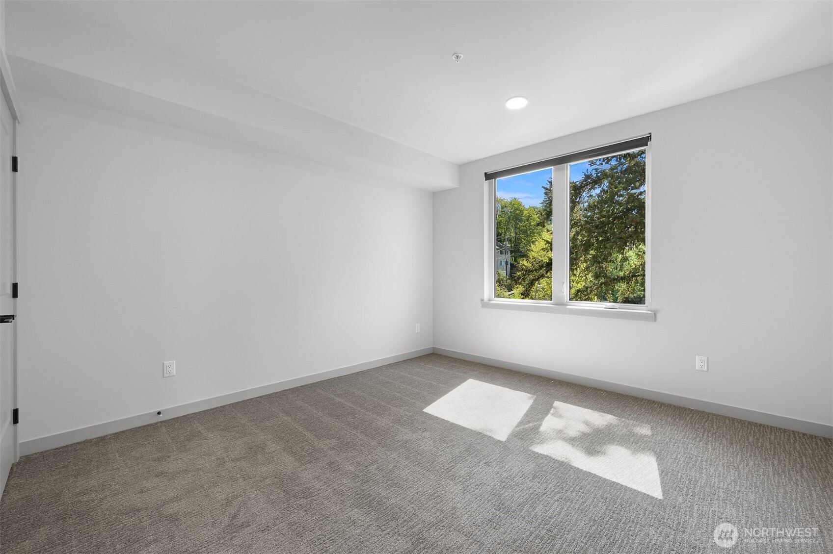 820 North State Street, Unit 412 Bellingham, WA 98225 - Photo 19 of 30