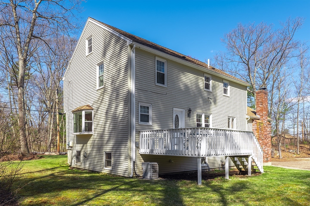 91 Scribner Road Tyngsboro, MA 01879 - Photo 7 of 42 Gallery Image 7