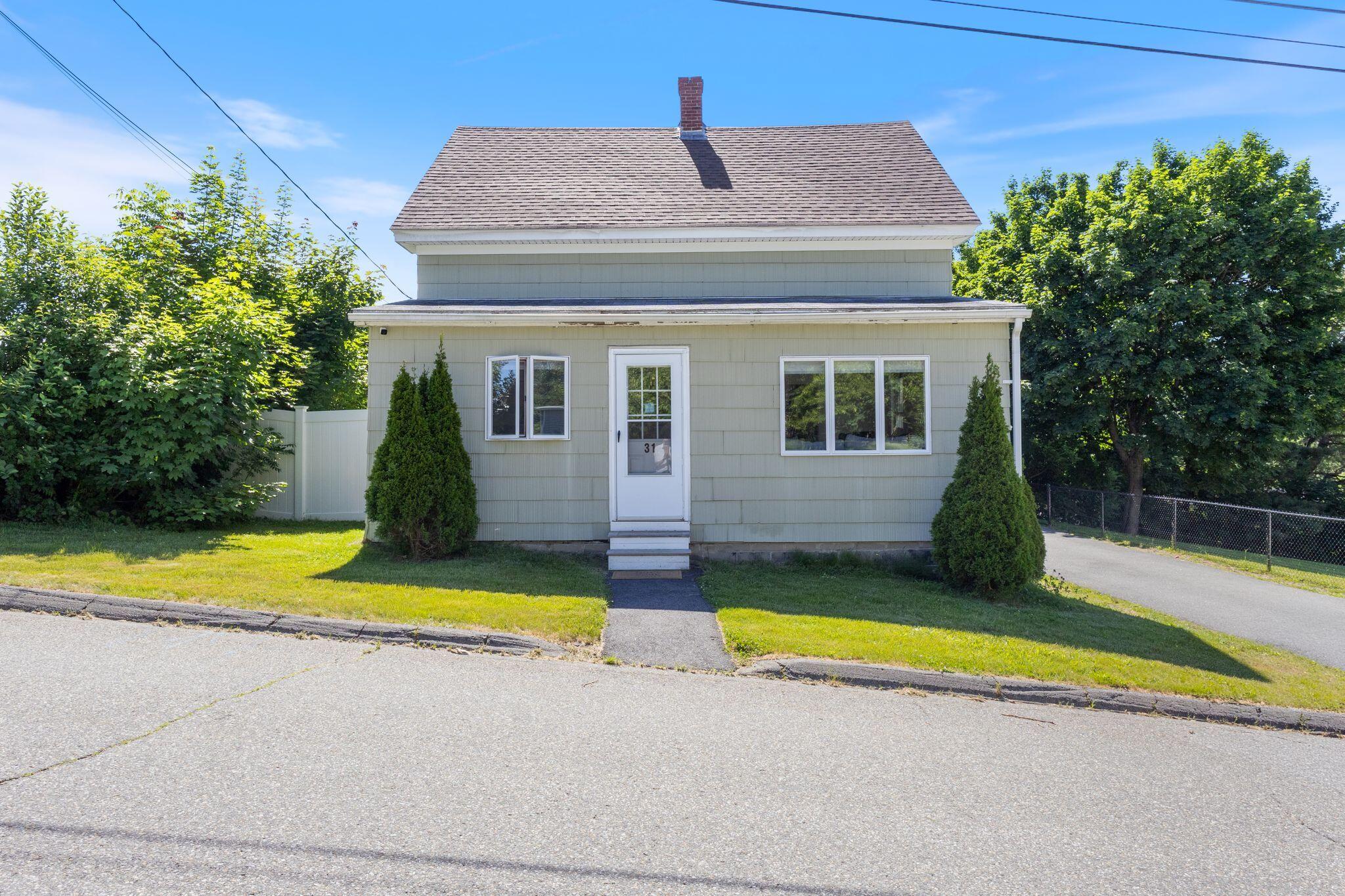 31 Dill Street Lewiston, ME 04240 - Photo 2 of 29 Front