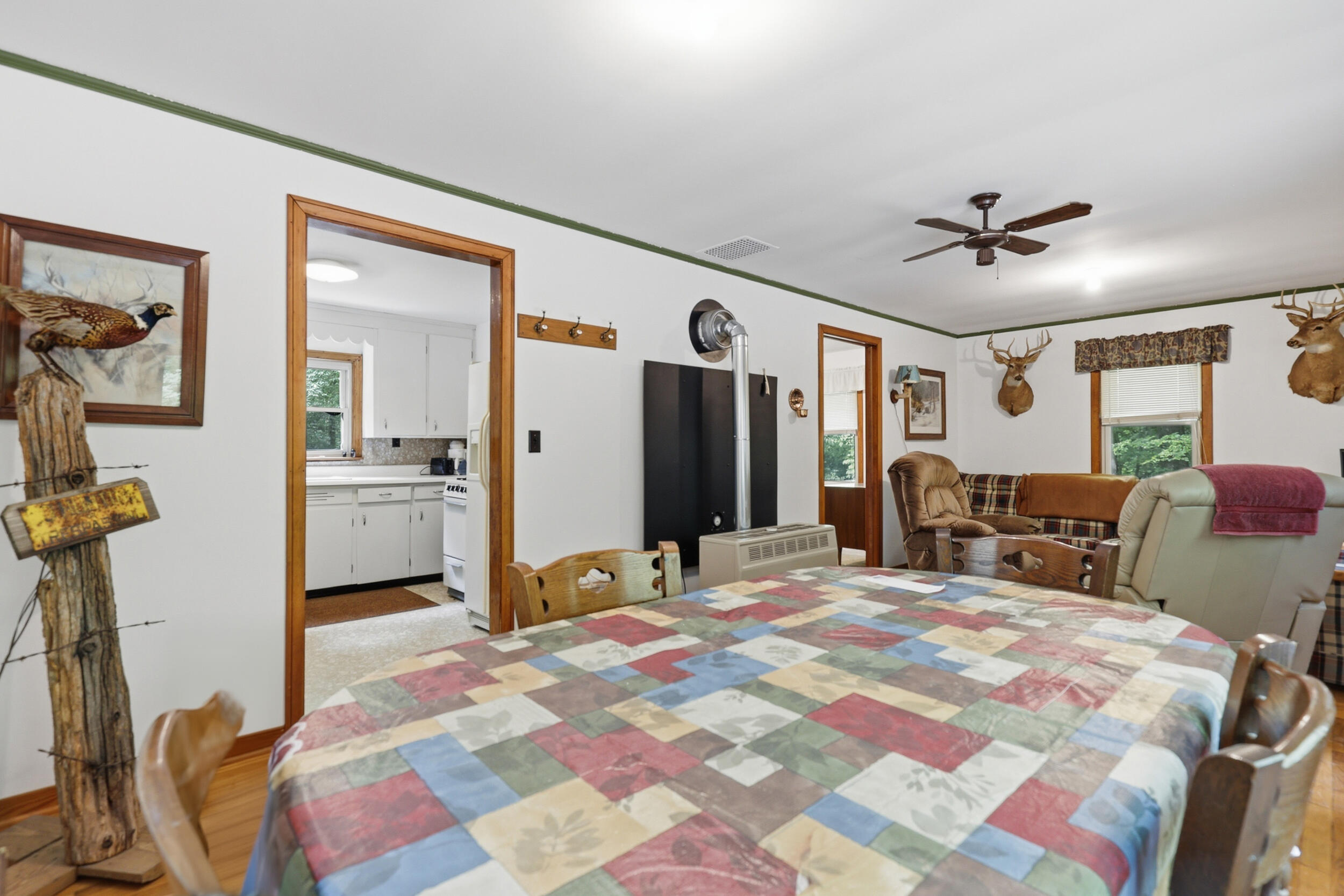 7 East Johnson Road Ashley, MI 48806 - Photo 14 of 37 10_a-13