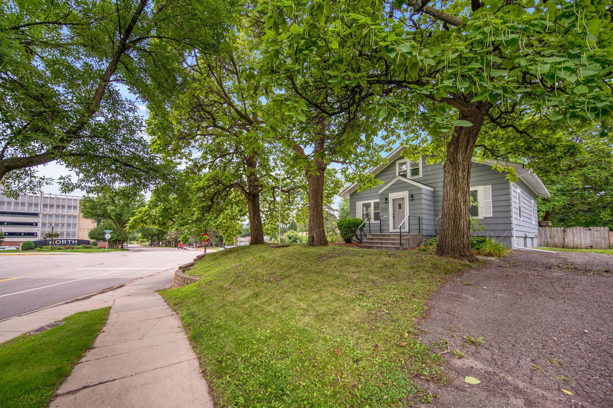 3301 Beard Avenue North Robbinsdale, MN 55422 - Photo 39 of 48