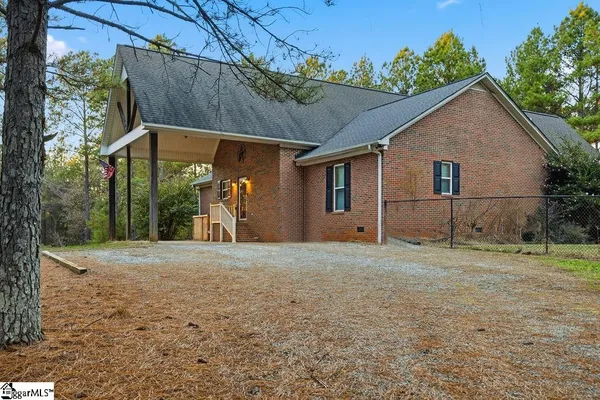 $525,000 | 1907 Mountain Creek Church Road, Starr, SC 29684