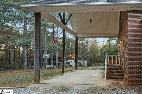 $525,000 | 1907 Mountain Creek Church Road, Starr, SC 29684