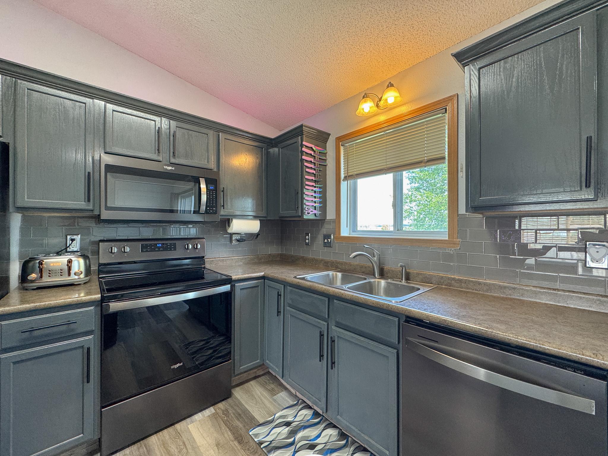 311 Cardinal Place Audubon, MN 56511 - Photo 10 of 54