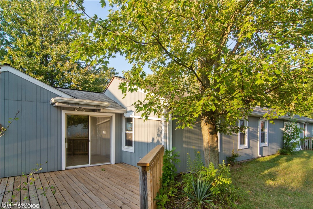 215 Fullerton Road Elyria, OH 44035 - Photo 23 of 24 Gallery Image 23