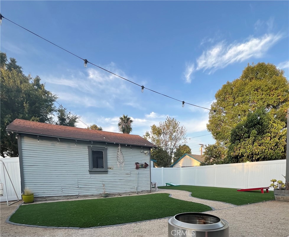 4193 5th Street Riverside, CA 92501 - Photo 22 of 33 a view of a backyard with a garden and plants