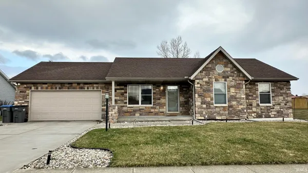 $359,900 | 1312 Red Oak Drive, Goshen, IN 46526