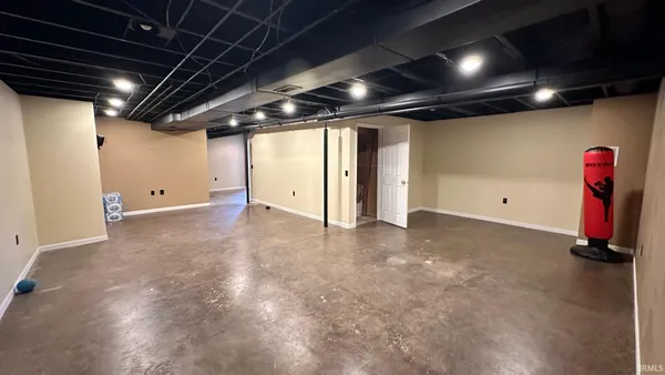 $359,900 | 1312 Red Oak Drive, Goshen, IN 46526