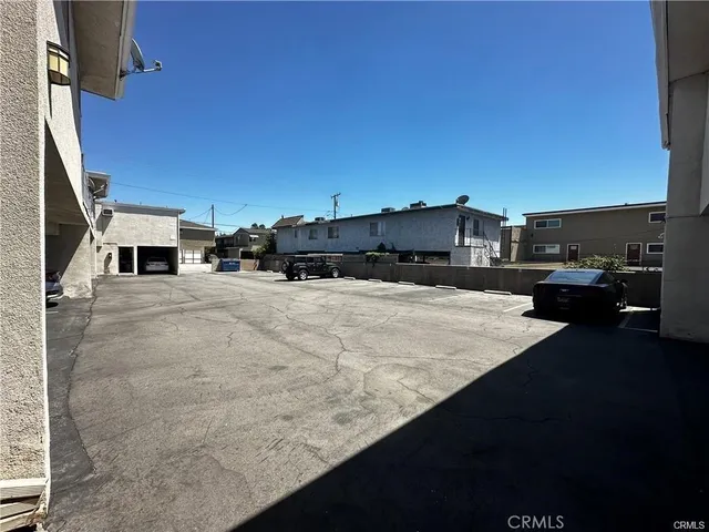 $1,800 | 908 Marguerita Avenue, Unit 7, Alhambra, CA 91803