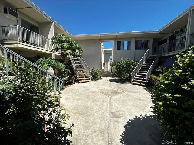 $1,800 | 908 Marguerita Avenue, Unit 7, Alhambra, CA 91803