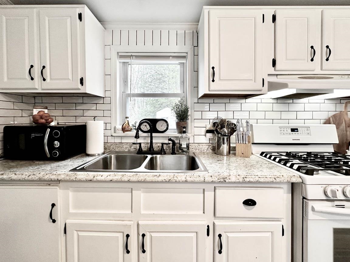 242 Riverside Drive Campton, NH 03223 - Photo 13 of 38