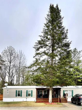 $114,900 | 242 Riverside Drive, Campton, NH 03223