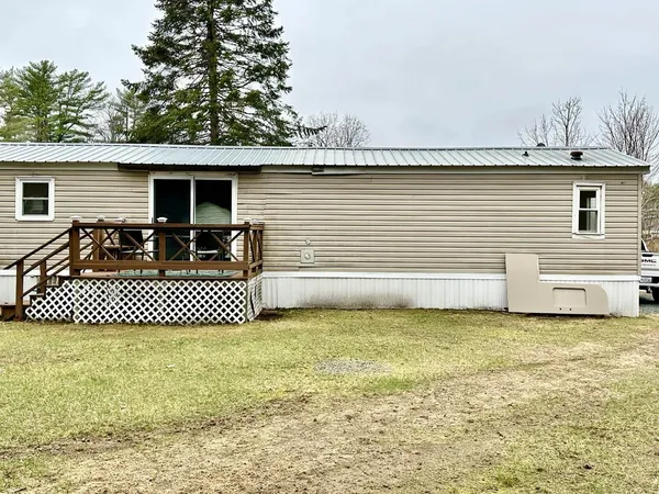 $114,900 | 242 Riverside Drive, Campton, NH 03223
