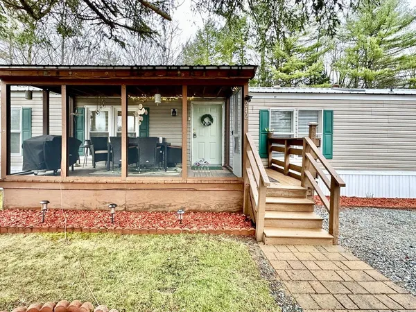 $114,900 | 242 Riverside Drive, Campton, NH 03223