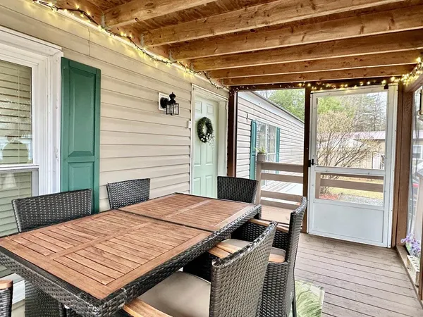 $114,900 | 242 Riverside Drive, Campton, NH 03223