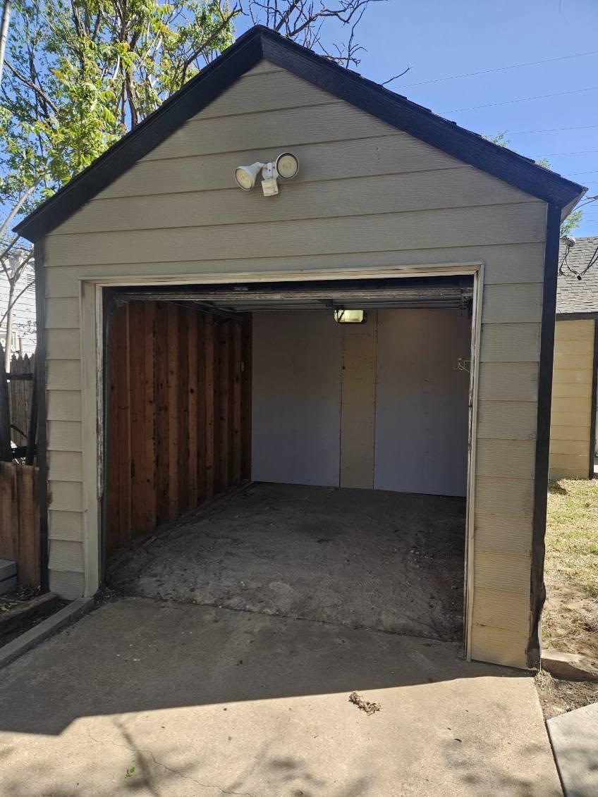 2205 25th Street, Unit FRONT Lubbock, TX 79411 - Photo 17 of 17 a front view of a house