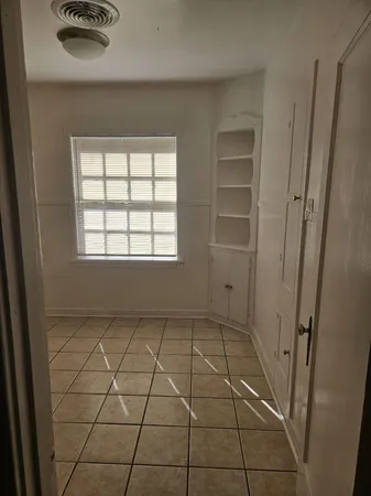 $950 | 2205 25th Street, Unit FRONT, Lubbock, TX 79411