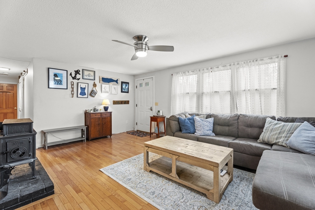 26 Bathrick Road Westminster, MA 01473 - Photo 8 of 35 Gallery Image 8