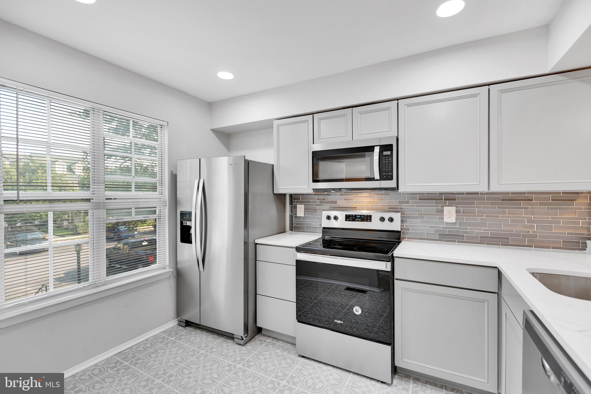 2406 Potterfield Road Baltimore, MD 21244 - Photo 2 of 16