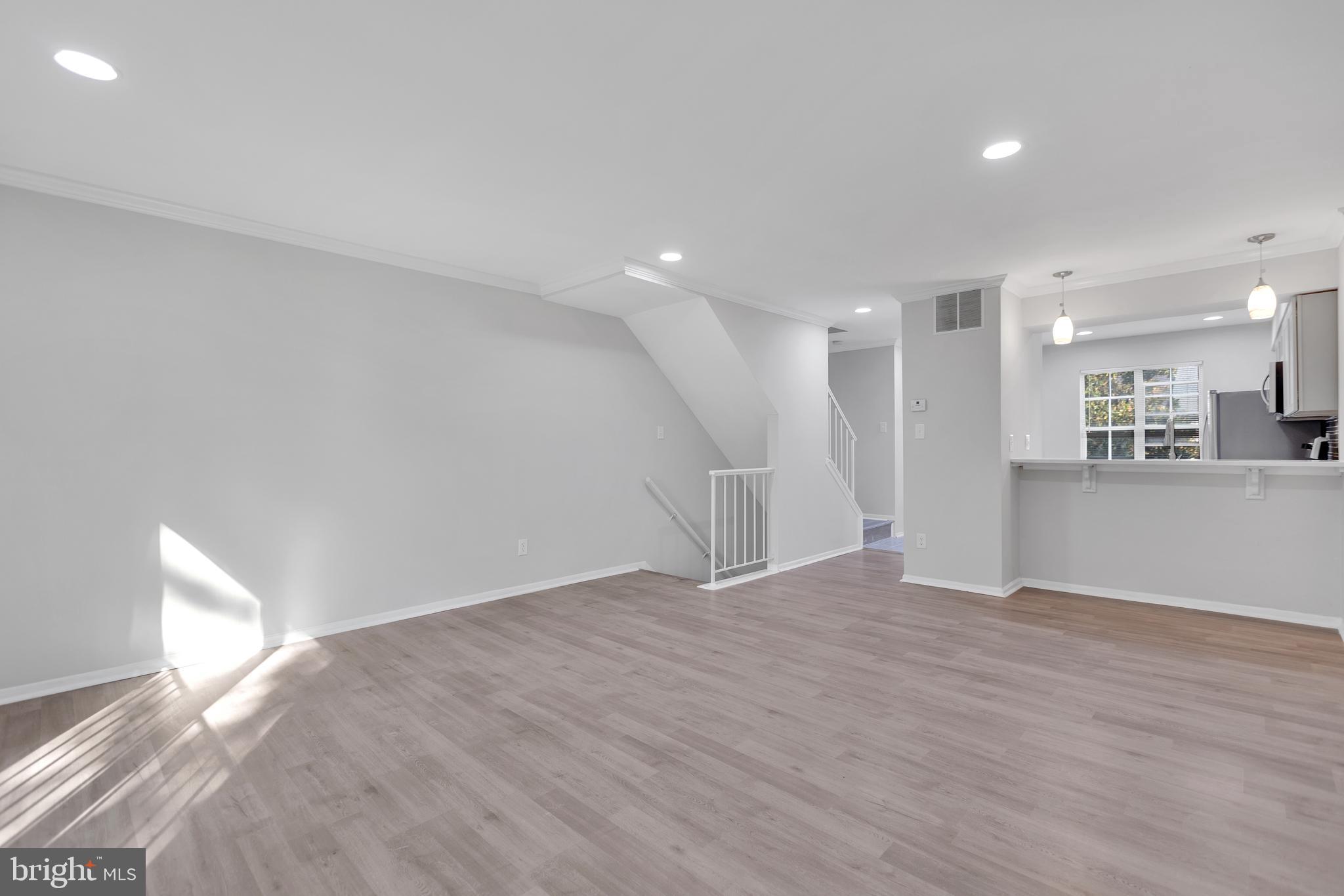 2406 Potterfield Road Baltimore, MD 21244 - Photo 7 of 16