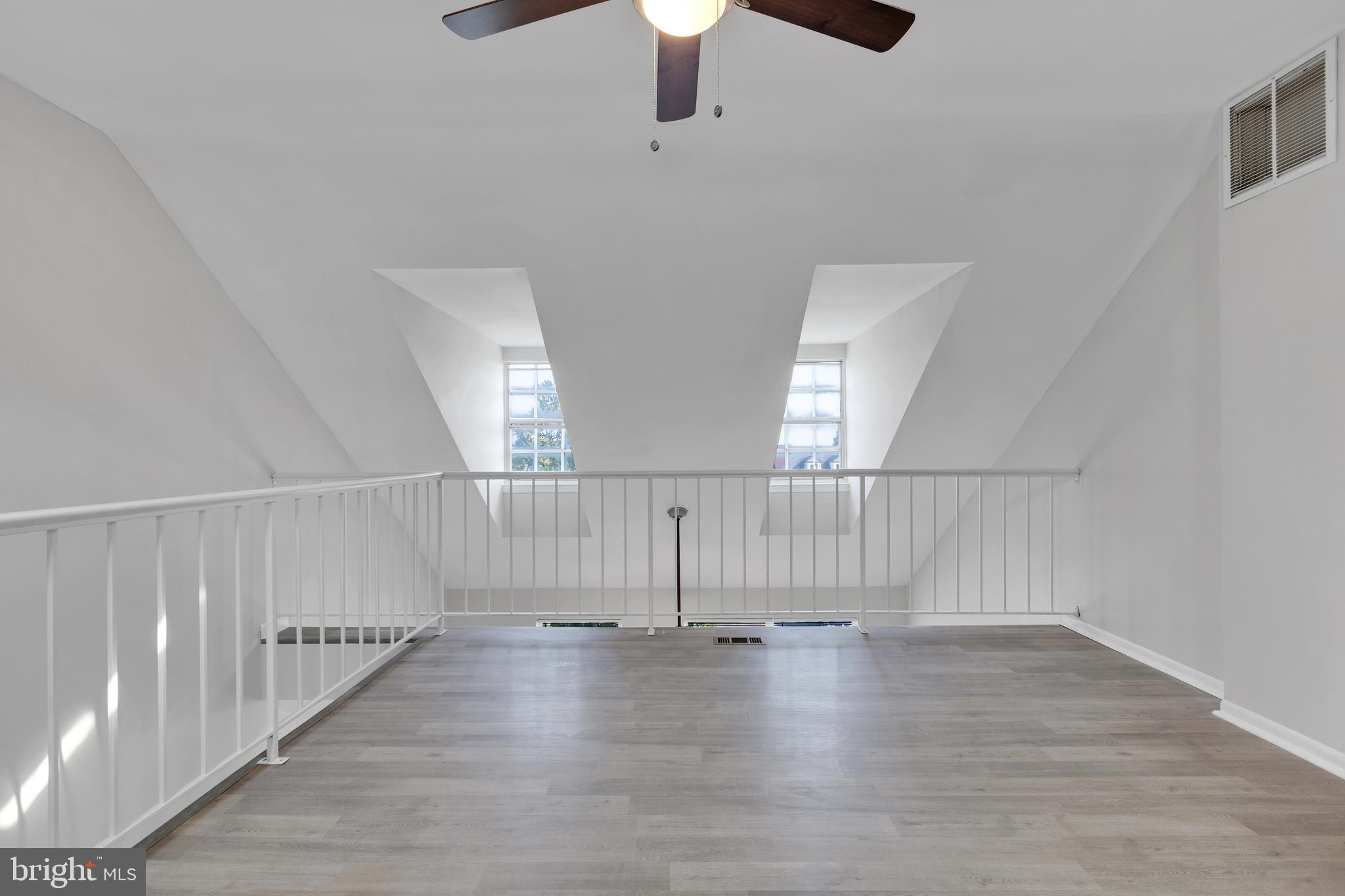 2406 Potterfield Road Baltimore, MD 21244 - Photo 10 of 16